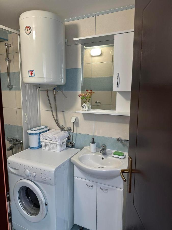 Apartmani Emily & Jully Niksic ภายนอก รูปภาพ