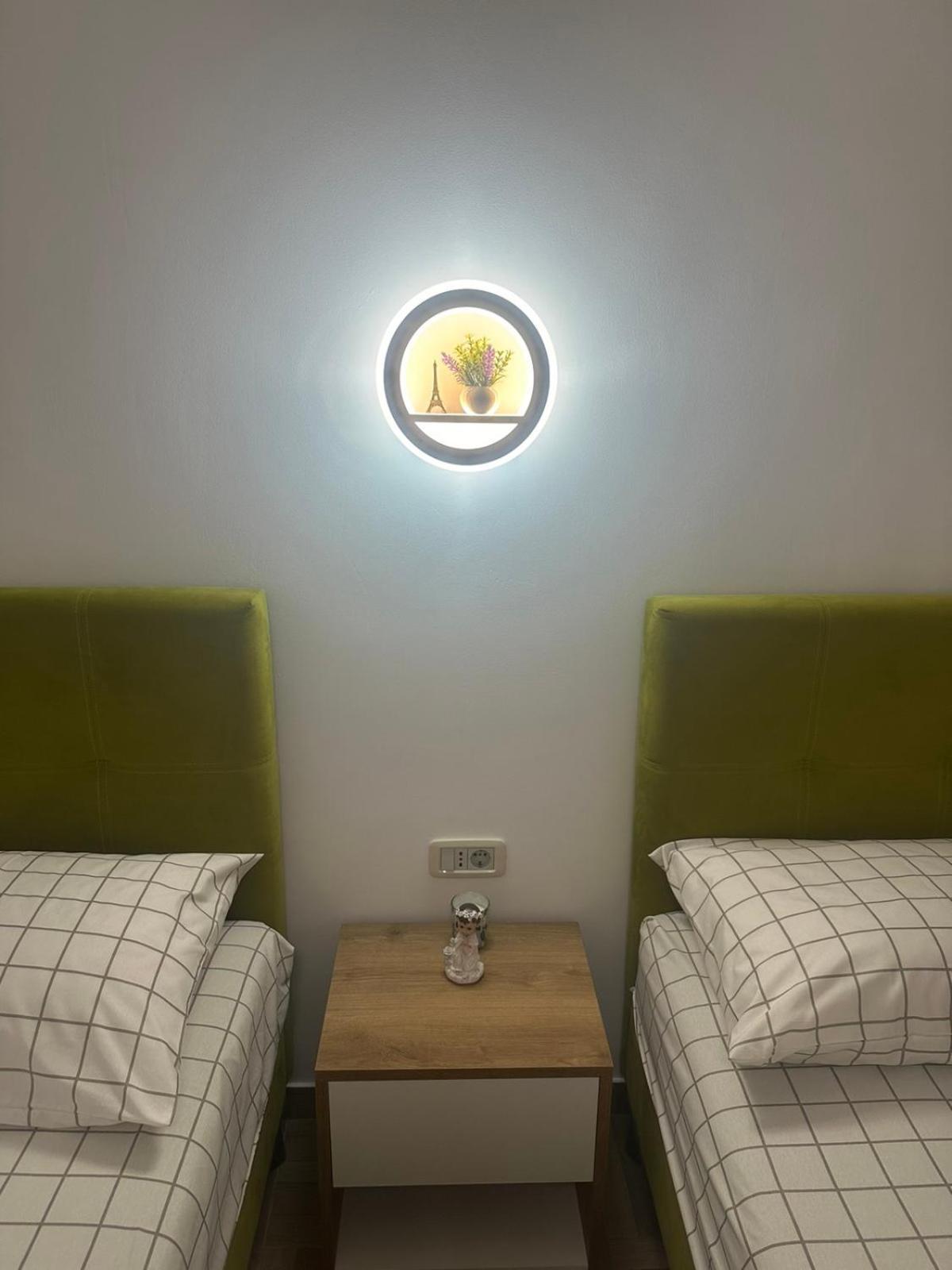 Apartmani Emily & Jully Niksic ภายนอก รูปภาพ